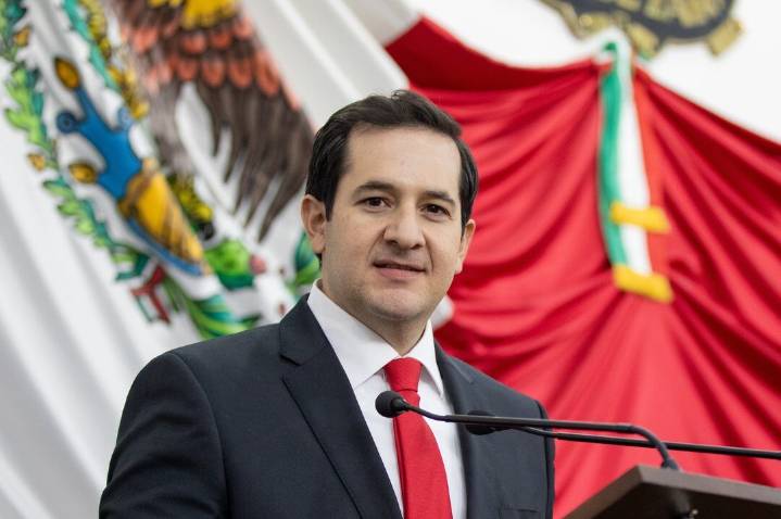 Exigen diálogo con comunidad científica para transparentar becas y programas federales