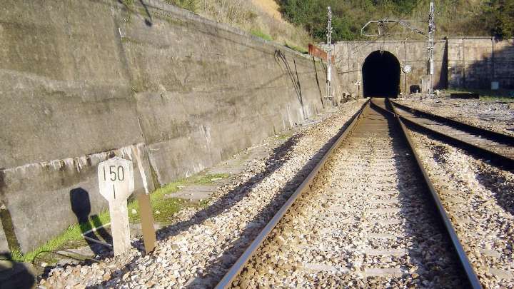 Adif adjudica la mejora de los túneles de Villabona, en Llanera: este es el enorme coste de la intervención