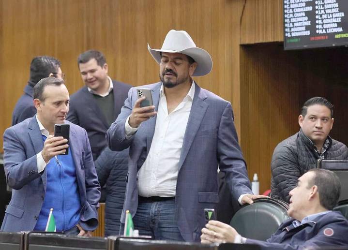 Están en pausa negociaciones para aprobar el Paquete Fiscal