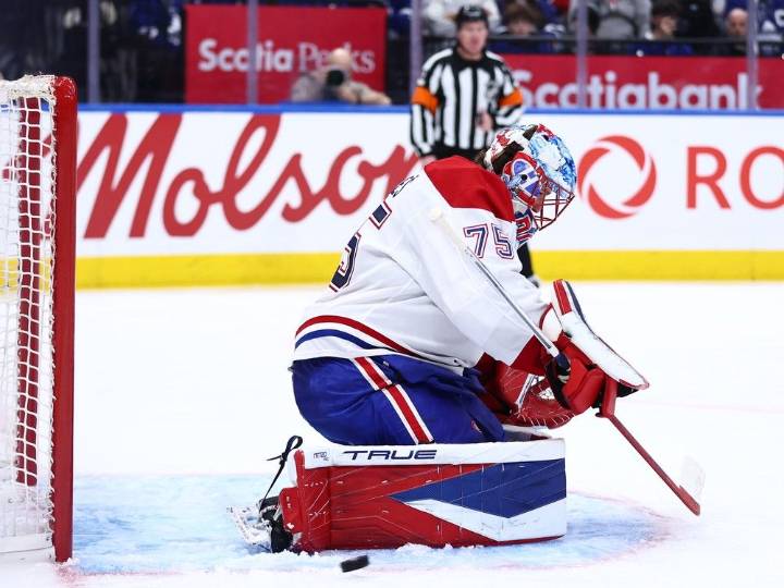 Hidden Game: Jakub Dobes steals the show again in Canadiens' shootout win over Leafs