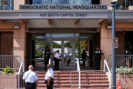 El FBI detiene a un sospechoso de colocar dos bombas caseras junto a las sedes de Republicanos y Demócratas el 6 de enero de 2021