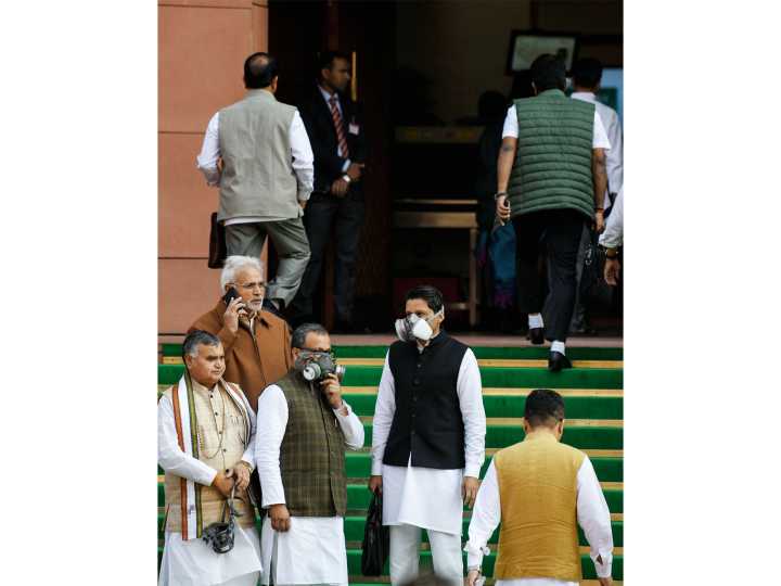 "Inadequate budget allocated by the govt on air pollution": Hooda