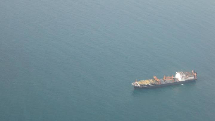 Marina de Estados Unidos Confisca un Petrolero de Venezuela Sancionado Frente a sus Costas