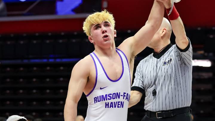 N.J. wrestling preview, 2025-26: Contenders, teams to watch in Group 2