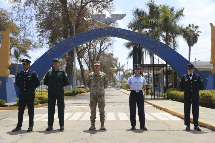 Escuela de Suboficiales FAP: alumnos pueden postular a becas y estudiar en el extranjero