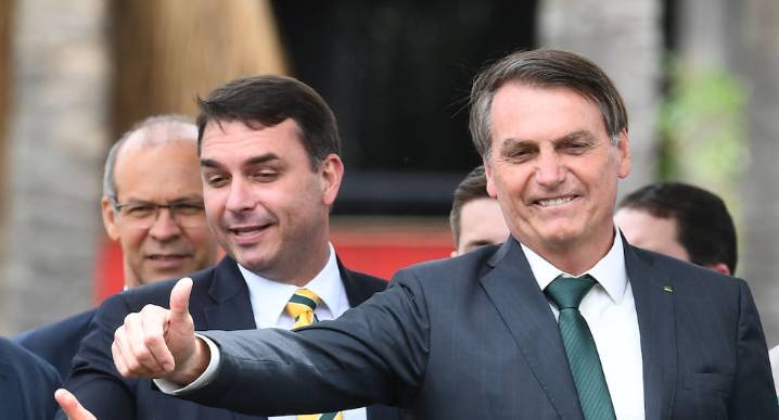 Brasil: Jair Bolsonaro designa a su hijo Flávio para disputar las elecciones de 2026 con Lula