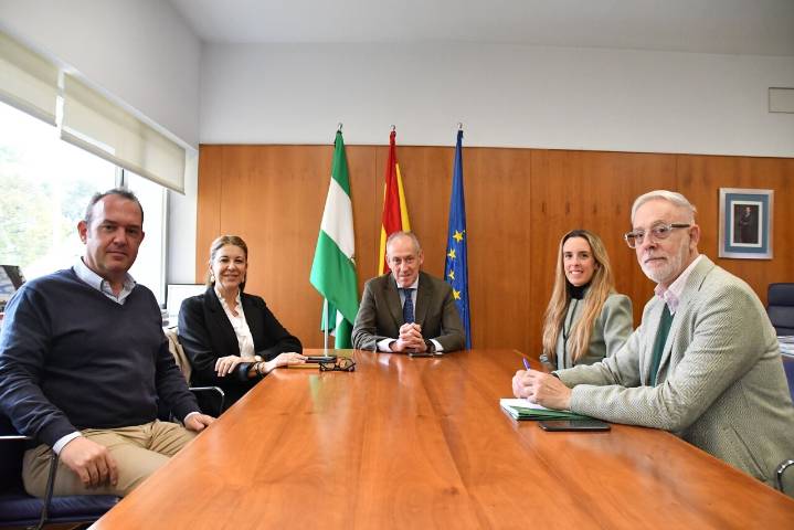 La Junta confirma una inversión de 50 millones que incluye la ampliación del Centro de Salud de Tomares