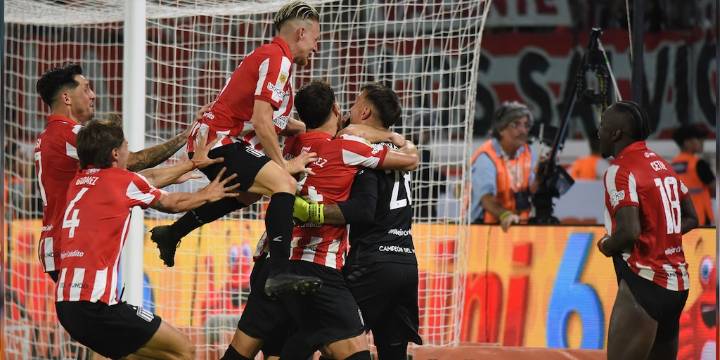 Estudiantes se clasificó a la Libertadores tras ser campeón del Torneo Clausura: todos los equipos argentinos que jugarán copas internacionales en 2026