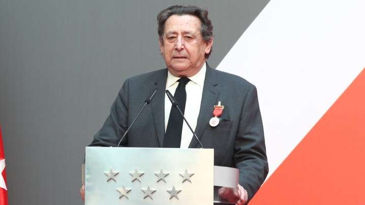 Falece o xornalista e escritor Alfonso Ussía aos 77 anos