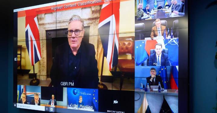 La contrapropuesta de Zelenski: un referéndum sobre la soberanía del este de Ucrania