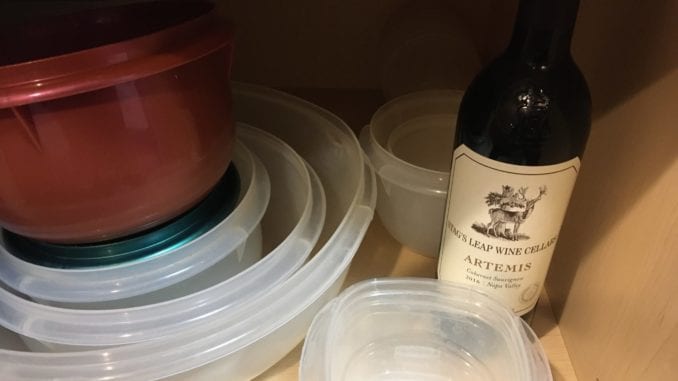 Mennonite Woman Quickly Performs Her Own 'Cabinet Shuffle' Before Guests Arrive