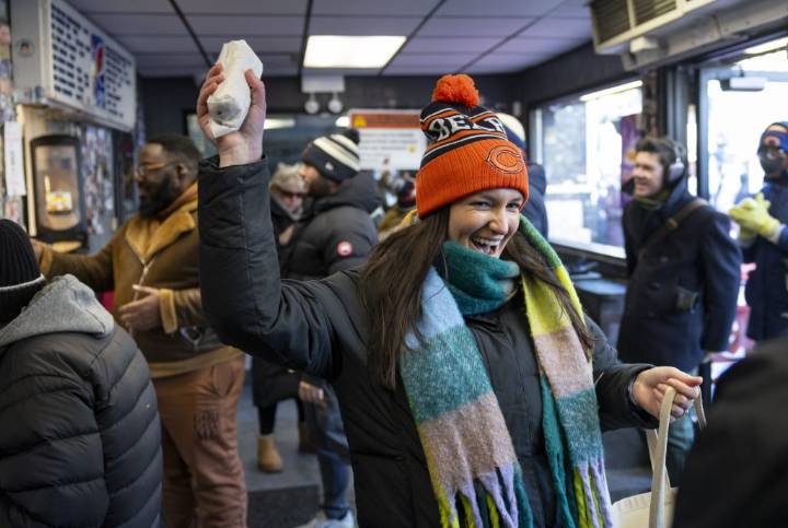 Photos: Bears fans line up for free hot dogs at Wieners Circle