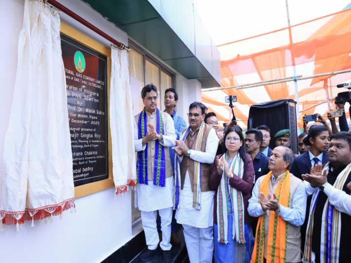 Tripura: CM Manik Saha inaugurates Khilpara CNG Station