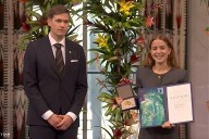 Hija de opositora venezolana María Corina Machado recibe en su nombre el Nobel de la Paz