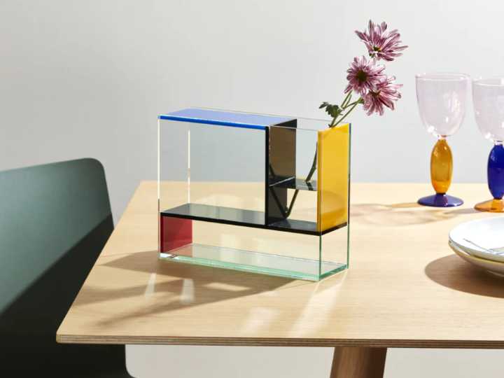 Best holiday gift ideas under $250 in Canada