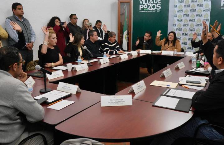 Recula y vota el Concejo de Villa de Pozos en contra de otorgarse un aguinaldo de 200 mil pesos