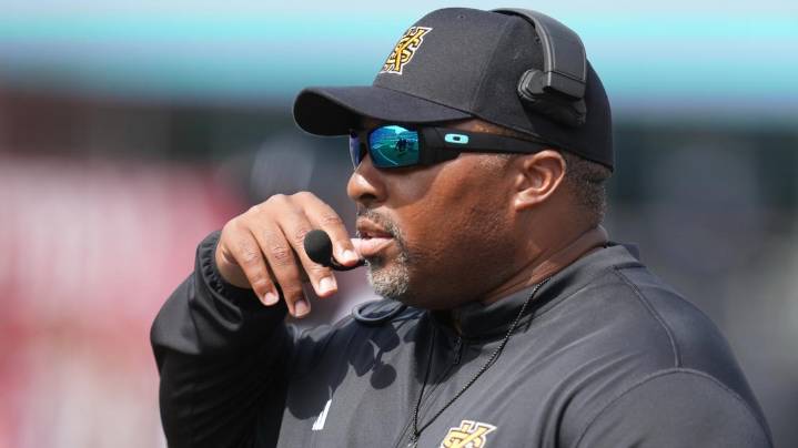Kennesaw State signs head football coach Jerry Mack to 6-year extension after massive first