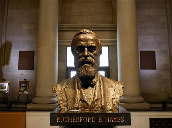 Presidential book clubs offer December selections