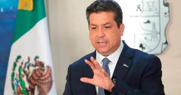 Presentan denuncia contra Cabeza De Vaca por "huachicoleo fiscal"