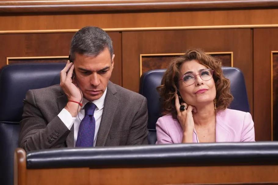 Sánchez destituye a la 'mano derecha' de Salazar en Moncloa tras el escándalo por las denuncias de acoso sexual