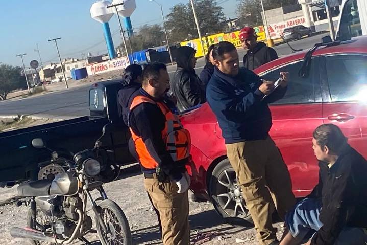 Choque múltiple deja a motociclista lesionado en el suroriente