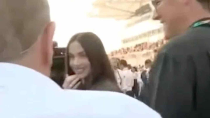 Ana de Armas awkwardly rejects Martin Brundle’s grid walk chat