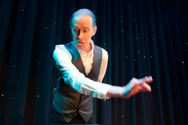 Review: "Jacob Marley’s Christmas Carol" at Lifeline Theatre