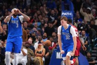 Cooper Flagg didn't wilt without Anthony Davis and now Mavs hope they flourish together