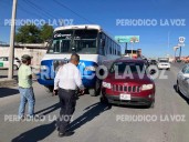 Choque de camión y Jeep genera caos vehicular en Monclova
