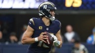 Chargers’ Justin Herbert still planning to play Week 14 despite broken hand