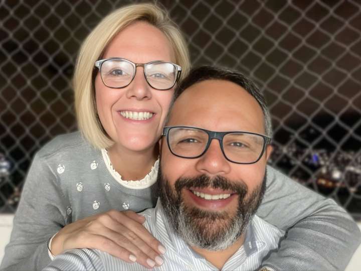 Supuesta condena de 30 años a yerno de Edmundo González: su esposa exige información oficial