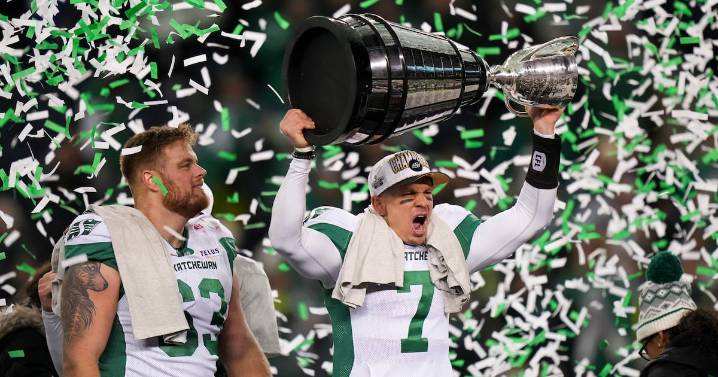 Saskatchewan Roughriders sign Harris to contract extension