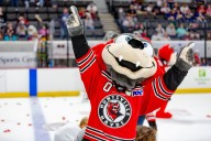 Huntsville Havoc booster club leads Teddy Bear Toss in honor of late fan