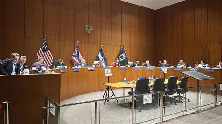 Toledo City Council approves 2026 sidewalk repair plan