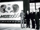 Rubén Santiago Hernández, el diseñador mexicano que unió al mundo en un balón