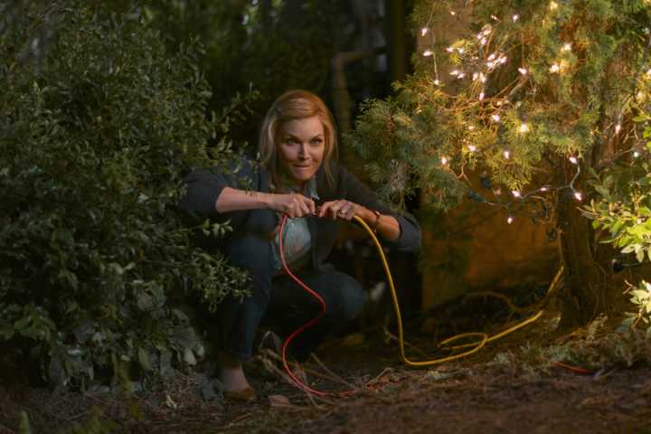 Pfeiffer plays put-upon mom in Christmas film