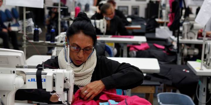 Empresas en Colombia prevén aumento salarial del 6,2% para 2026: así quedará el mínimo para una ‘persona de a pie’