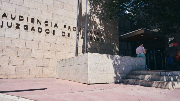 El cuidado familiar plantea dudas sobre los permisos laborales: qué derechos tienen los trabajadores de Cáceres