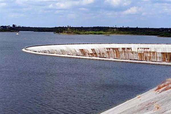 Frenarán envío de agua a EU de presa en Tamaulipas