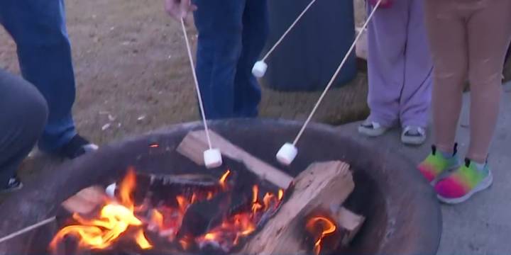 North Augusta celebrates holiday season with annual tree lighting