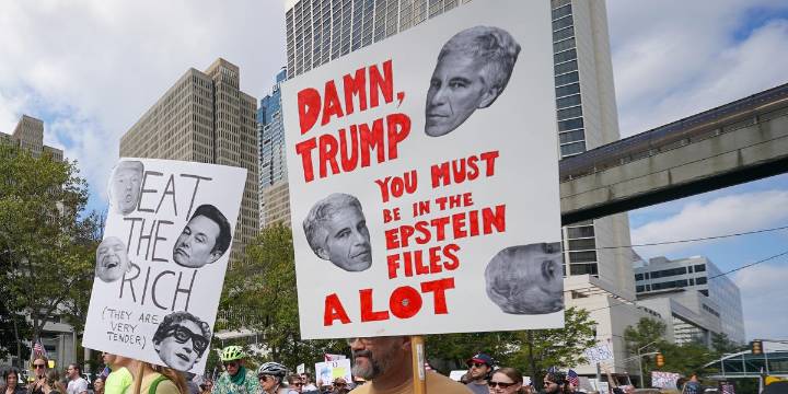 More Epstein Photos Were Just Released. I’m Not Surprised by Who’s in Them.