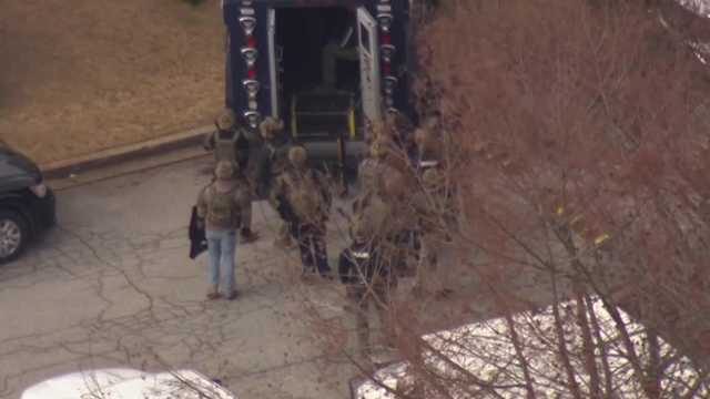 SWAT team, deputies respond to Simpsonville area