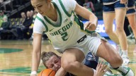 Oregon women's basketball responds to first loss with dominant win