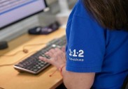 Rescatan a un bebé tras quedar encerrado en un vehículo en Arrecife