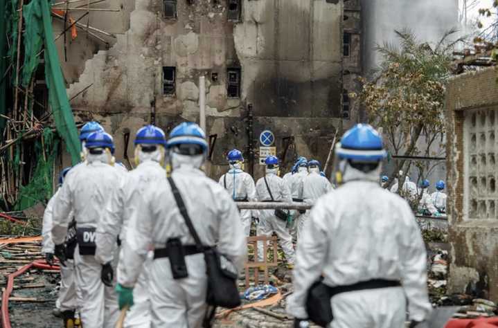 Policía detiene a 14 personas relacionadas con el peor incendio en décadas en Hong Kong