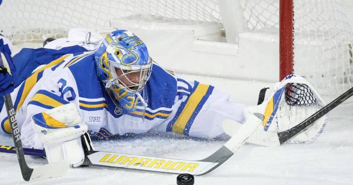 'Locked in' Joel Hofer stars as turnaround continues during Blues win in Ottawa