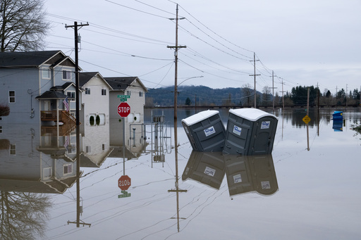Photos show waterlogged Washington state in US