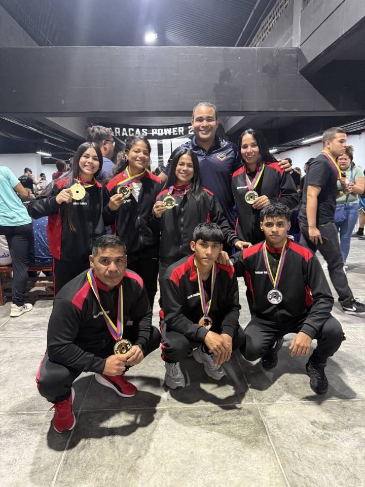 Monagas ganó 5 medallas de oro en nacional de powerlifting