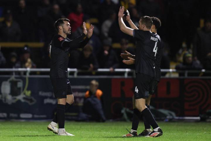 FA Cup: Sutton 1 Shrewsbury 2 (AET) - Salop survive non-league scare to secure third round spot