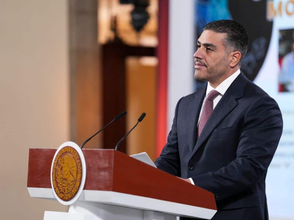 Omar García Harfuch anuncia bloqueo de señal en penales para combatir extorsiones